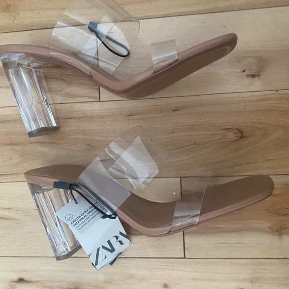 Zara Chic High Heels - CLEAR - BRAND NEW - Picture 2 of 5